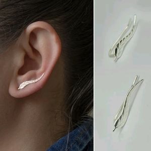 🍃 Leaf Climber Earrings